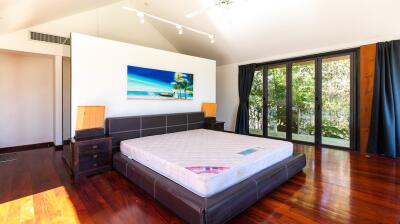 Luxury four-bedroom villa in Rawai