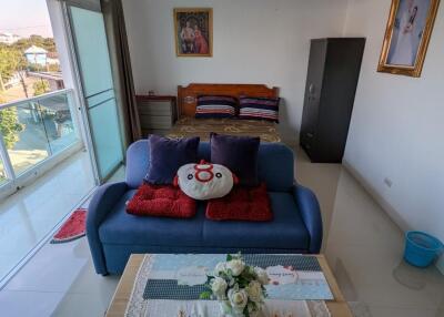 Bang Sarey Beach Condo for Rent