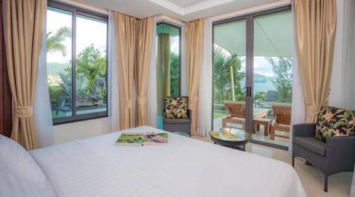 180 degree sea views villa over looking to Patong Bay