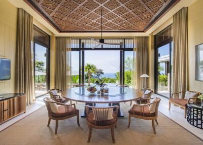 Luxury Villa 5-Bedroom Residence