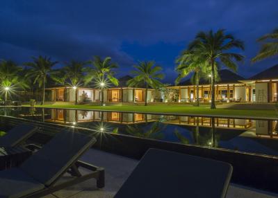 Amazing Beach Front Villa