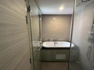For RENT : Klass Condo Langsuan / 2 Bedroom / 2 Bathrooms / 73 sqm / 45000 THB [10826138]