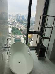 For RENT : The Residences at Sindhorn Kempinski Hotel Bangkok / 3 Bedroom / 3 Bathrooms / 337 sqm / 550000 THB [10826189]