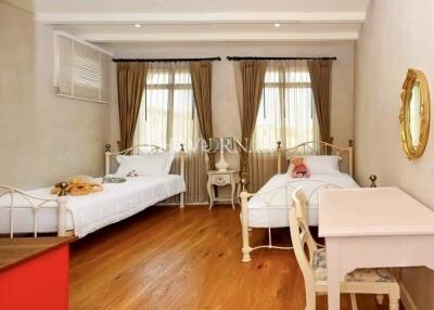 บ้าน ขาย 3 ห้องนอน 267 ตร.ม. ที่ดิน 440 m² , Pattaya