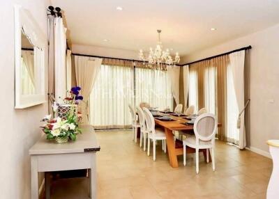 บ้าน ขาย 3 ห้องนอน 267 ตร.ม. ที่ดิน 440 m² , Pattaya