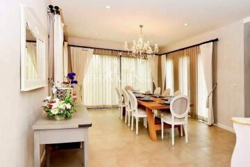 บ้าน ขาย 3 ห้องนอน 267 ตร.ม. ที่ดิน 440 m² , Pattaya