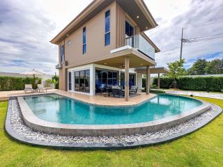 4 Bedrooms House in Horizon East Pattaya H010800
