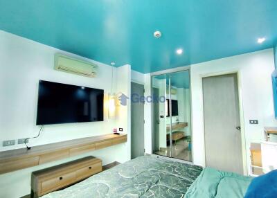 2 Bedrooms Condo in Atlantis Condo Resort Jomtien C010797