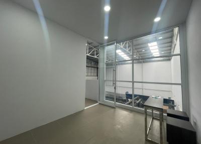 Office for Rent at Banglamung