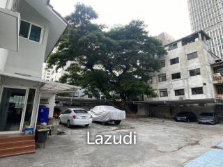 2 Bed 1600 SQ.M 2 Storey House in Sathorn