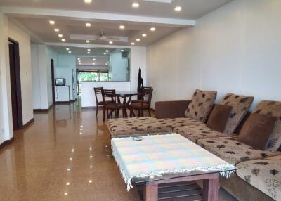 Drifter Beachfront Apartment for Rent