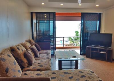 Drifter Beachfront Apartment for Rent