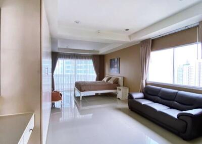 Park Beach Condo for Rent in Naklua