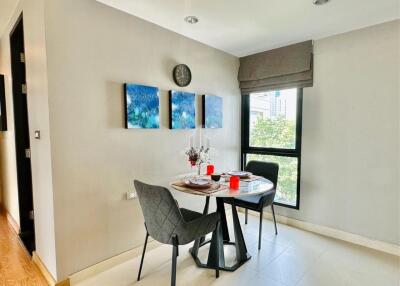 For Rent Spacious 2 Bedroom Low Rise Condo 59 Heritage 600m from BTS Thonglor