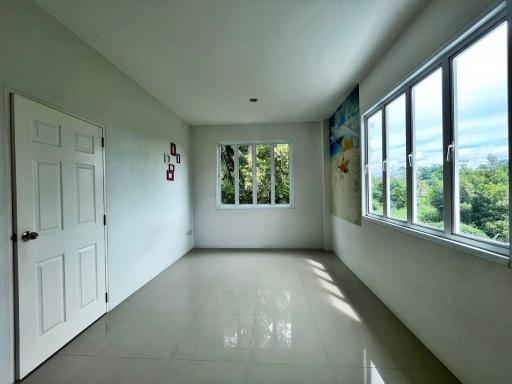 Unfurnished 2Storey House for Rent