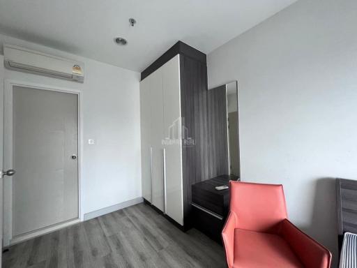 For Rent Spacious 2 Bed 2 Bath Condo Centric Sathon-St Louis 300m from BTS