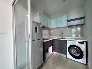 For Rent Spacious 2 Bed 2 Bath Condo Centric Sathon-St Louis 300m from BTS