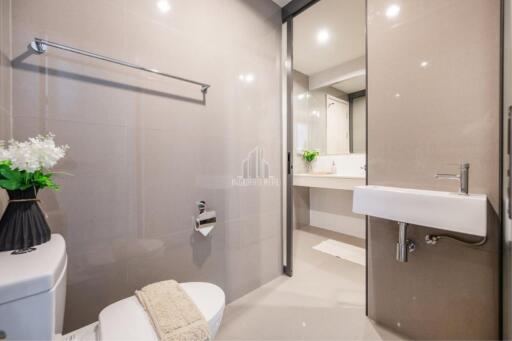 For Sale Spacious 1 Bed Condo Rhythm Sukhumvit 42 Only 250m from BTS Ekamai