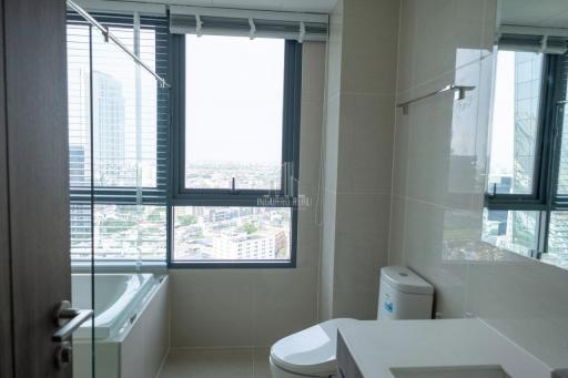 HOT DEAL: Spacious 2 bedroom 2 bathroom condo for rent at Ideo Mobi Sukhumvit 66 - BTS Udomsuk