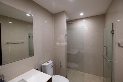 HOT DEAL: Spacious 2 bedroom 2 bathroom condo for rent at Ideo Mobi Sukhumvit 66 - BTS Udomsuk