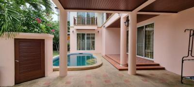 2 Storey 4 Beds House for Rent Pattaya