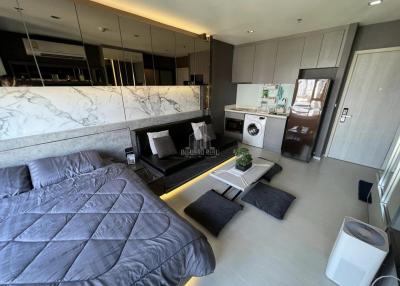 For Sale Studio Apartment Rhythm Sukhumvit 36 - 38 Only 5 minutes to BTS Thong Lor (sold with tenant)