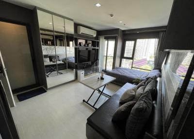 For Sale Studio Apartment Rhythm Sukhumvit 36 - 38 Only 5 minutes to BTS Thong Lor (sold with tenant)