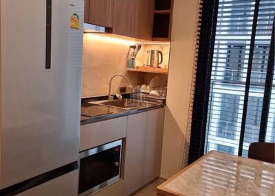 For Rent 1 Bedroom Condo Noble Ploenchit Connected to BTS Phloen Chit