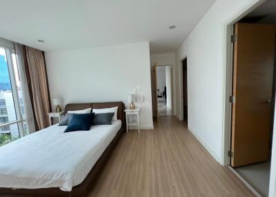 For Rent Pet Friendly 2 Bedroom 96 SQM Condo Fullerton Sukhumvit Ekamai