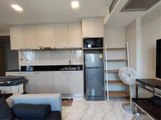 For Rent 1 Bedroom Condo Bless Residence Shuttle Bus to BTS Ekamai