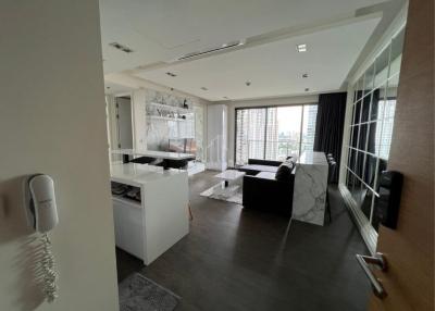 For Sale 2 Bedroom Condo The Lofts Ekkamai 200m from BTS Ekamai (with tenant until Sept 2023)