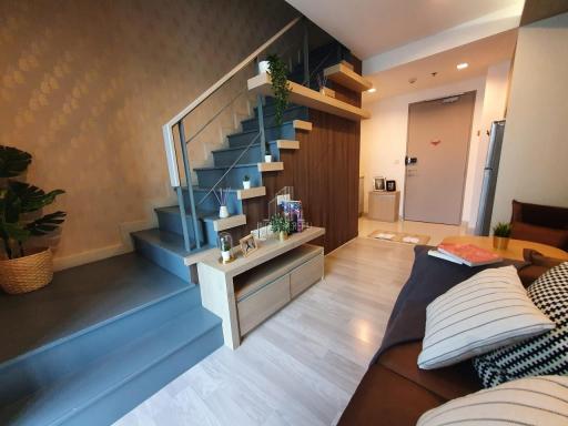 For Sale 1 Bedroom Duplex Ideo Mobi Sukhumvit 81 Less than 100m from BTS Onnut