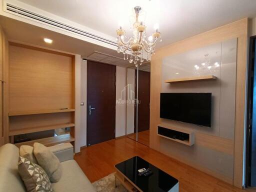 Luxury 1 bed unit with closed kitchen @ The Address Asoke