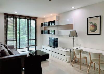 For Rent 1 Bedroom Condo O2 Hip 300m from BTS Phloen Chit