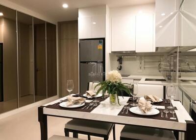 For Rent 1 Bedroom Condo Noble Ploenchit Walking Distance to BTS Phloen Chit