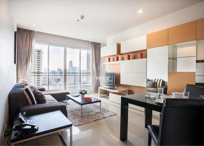 Room available for rent @Circle Condominium