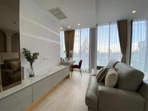 For Rent Large Studio Apartment Noble Ploenchit Directly Connects to BTS Phloen Chit