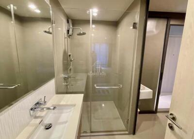 For Rent 1 Bedroom Condo Rhythm Sukhumvit 42 250m from BTS Ekamai