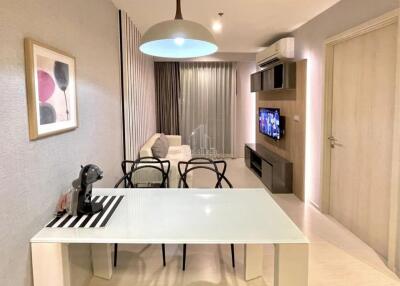 For Rent 1 Bedroom Condo Rhythm Sukhumvit 42 250m from BTS Ekamai