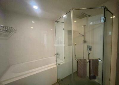 For Rent 2 Bedroom Condo Mirage Close to BTS Asoke