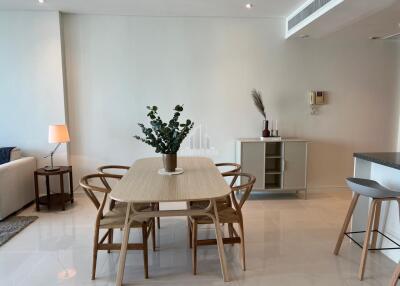 For Rent Pet Friendly 2 Bedroom 96 SQM Condo Fullerton Sukhumvit Ekamai