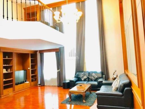 For Rent Spacious 4 Bed 6 Bath Townhouse in Thonglor Fantastic Location