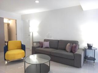 For Rent Large 4 Bed, 2 Bath Condo The Waterford Diamond Khlong Toei