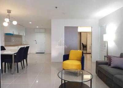 For Rent Large 4 Bed, 2 Bath Condo The Waterford Diamond Khlong Toei