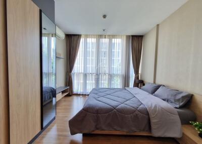 For rent 1 bed at Hasu Haus