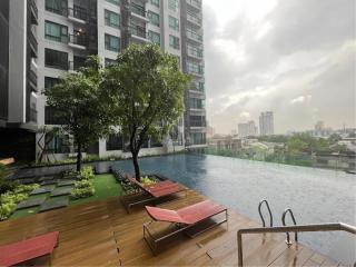 For Rent 1 Bedroom Condo Rhythm Sukhumvit 36 - 38 Only 5 minutes to BTS Thong Lor