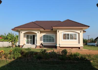 Home and 3 Bungalows For Sale, Phon Phisai, Nong Khai, Thailand