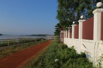 Home and 3 Bungalows For Sale, Phon Phisai, Nong Khai, Thailand