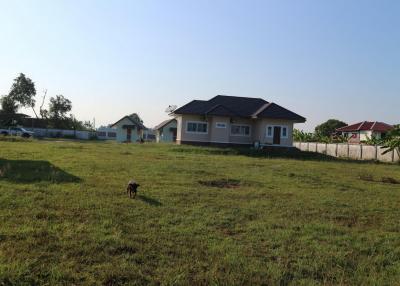 Home and 3 Bungalows For Sale, Phon Phisai, Nong Khai, Thailand