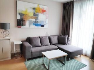 For Rent 2 Bedroom Condo Life Sukhumvit 65 Phra Khanong 400m from BTS